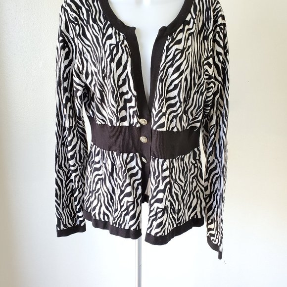 ZEBRA PRINT TOP - Picture 1 of 3